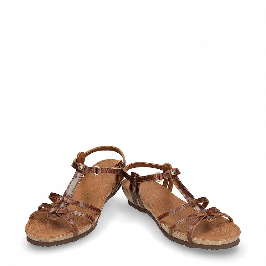 Dori Clay Cuero Pull-Up, Flat woman's sandals  Leather Pull-Up.
