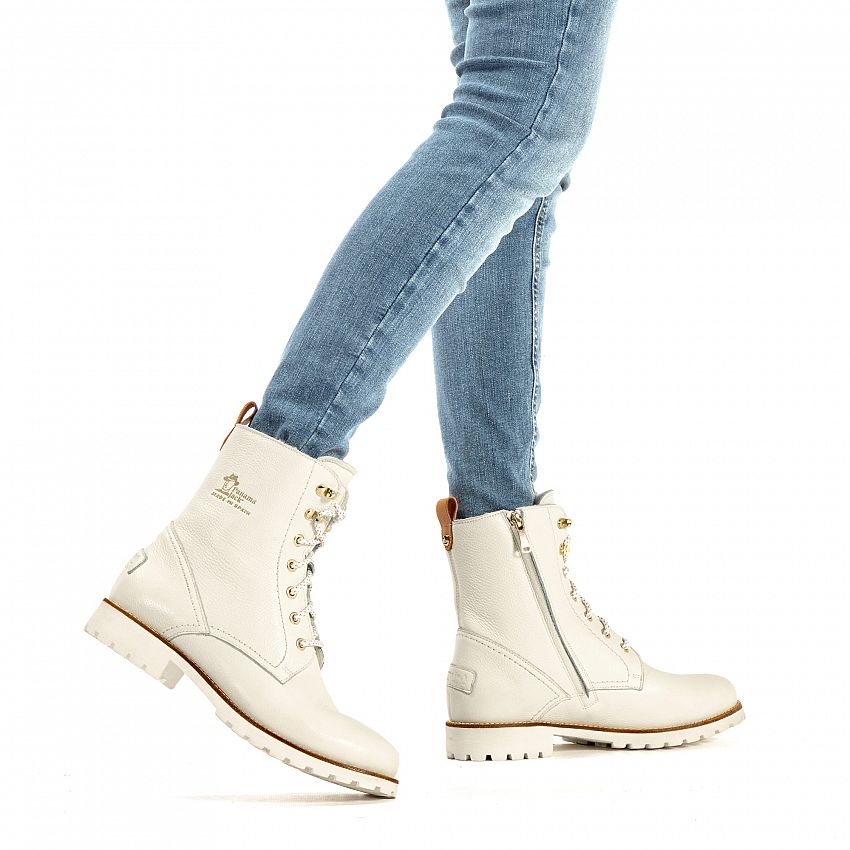 Fara Igloo Trav White Napa, Flat women's Boot Made in Spain