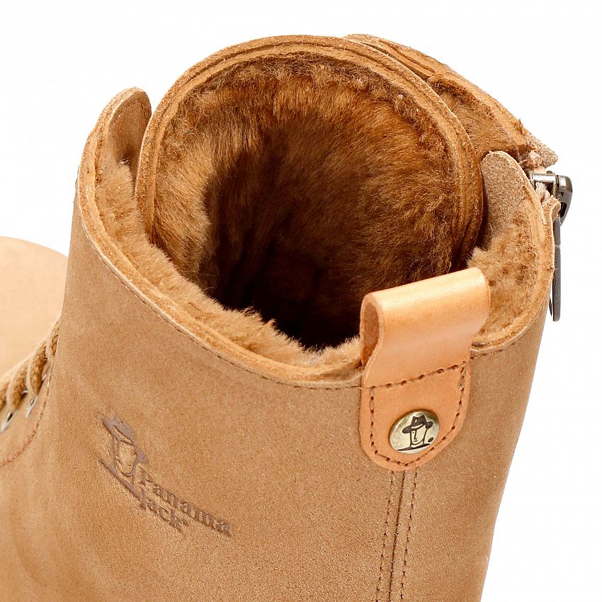 Fara Igloo Trav Camel Nobuck, Flat women's Boot with Removable anatomical insole.