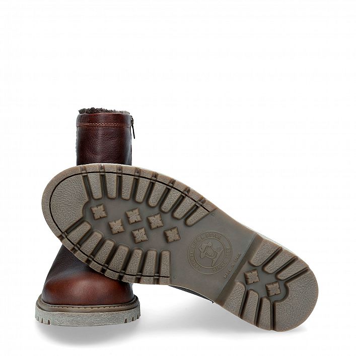Fedro Chestnut Napa Grass, Flat men's Boot  WATERPROOF Chestnut Oiled Napa Leather.