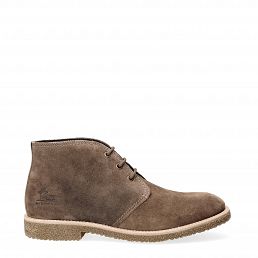 Gael, Leather ankle boots with Leather lining.