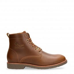 Glasgow Igloo, Leather boots with sheepskin lining