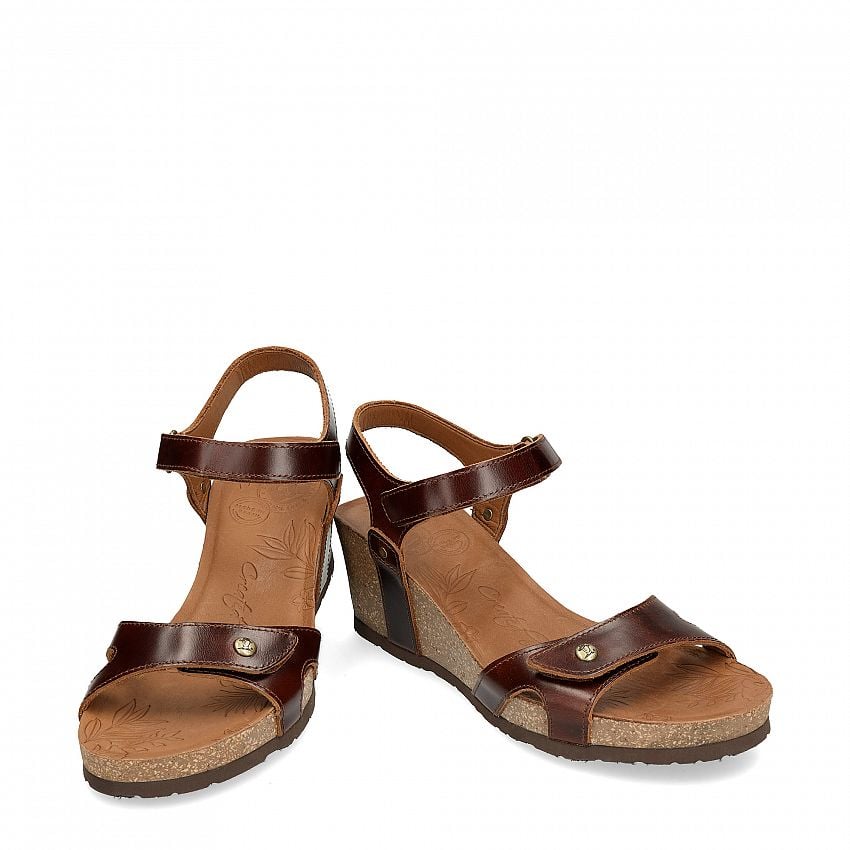 Julia Clay Cuero Pull-Up, Wedge sandals  Leather Pull-Up.