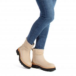 Laia Crudo Nobuck, Bota de mujer plana