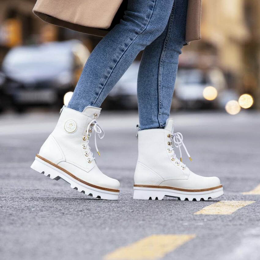Mooly Igloo White Napa, Leather boots with sheepskin lining
