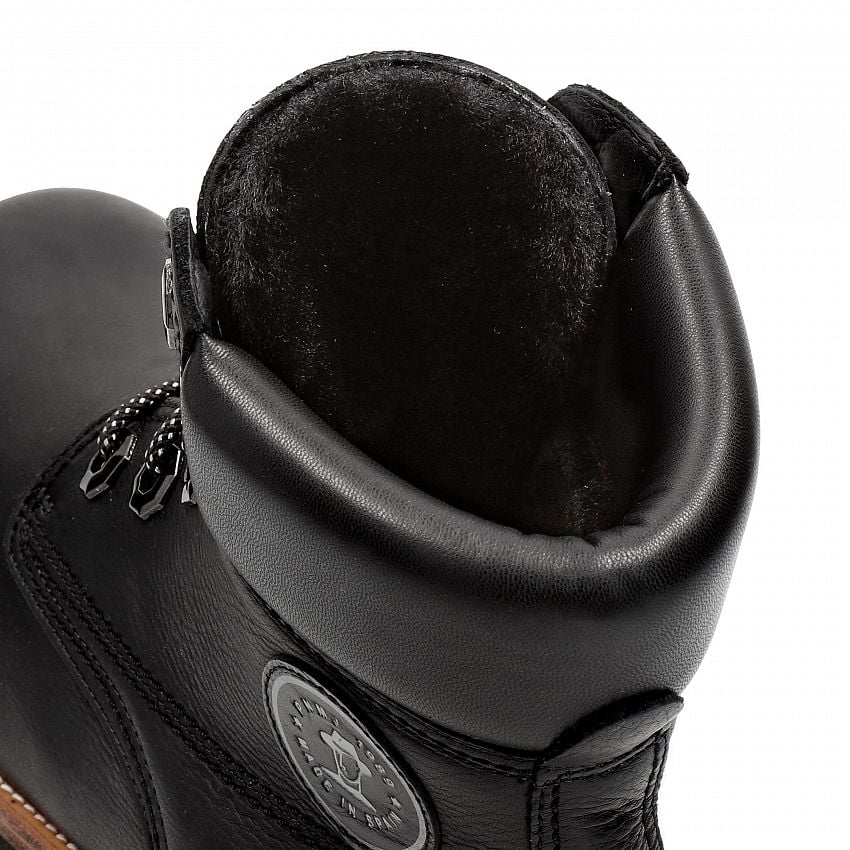 Moritz Igloo Black Napa Grass, Flat men's Boot with Removable anatomical insole.