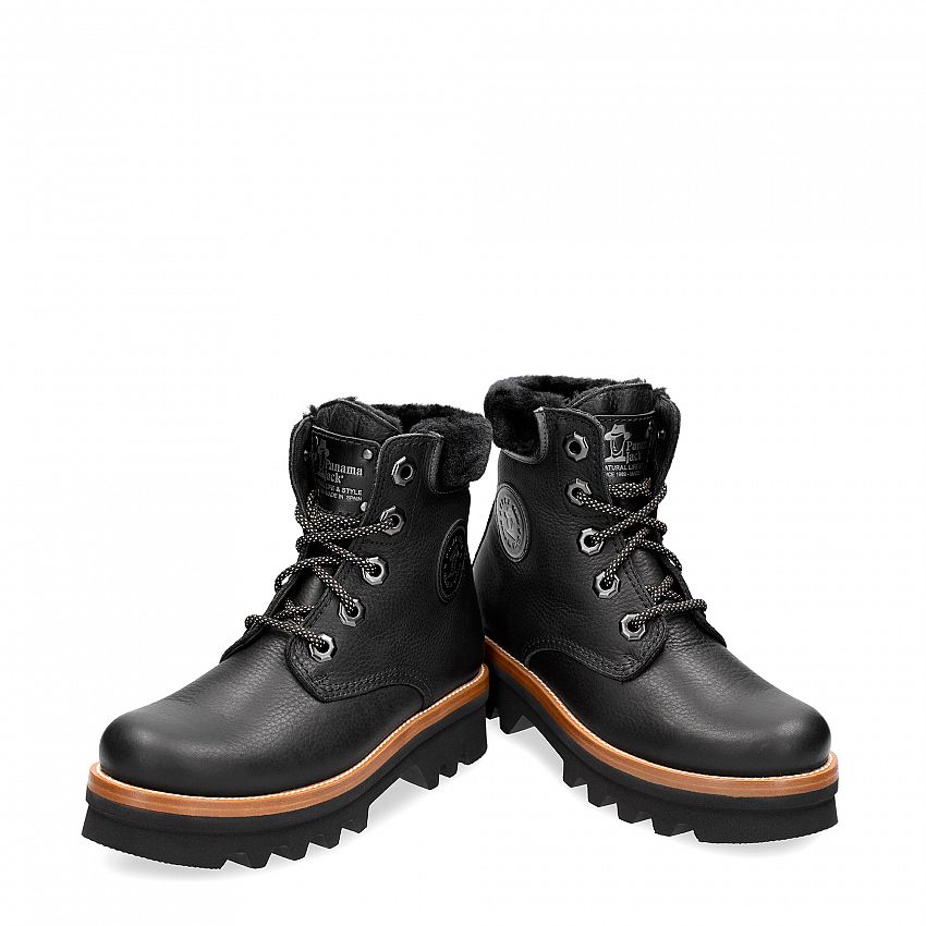 Munster Igloo Black Napa Grass, Flat women's Boot with Lace-up Closure.