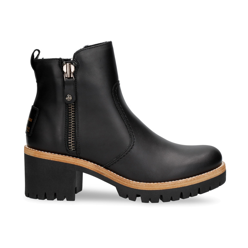 Pauline Igloo Trav Black Napa, Leather ankle boots with sheepskin lining