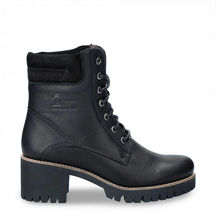 Phoebe Black Napa, Black leather boot with leather lining