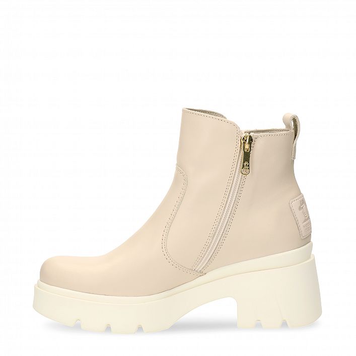 Phuket Raw Napa, Women's Boot with heel with Leather lining.