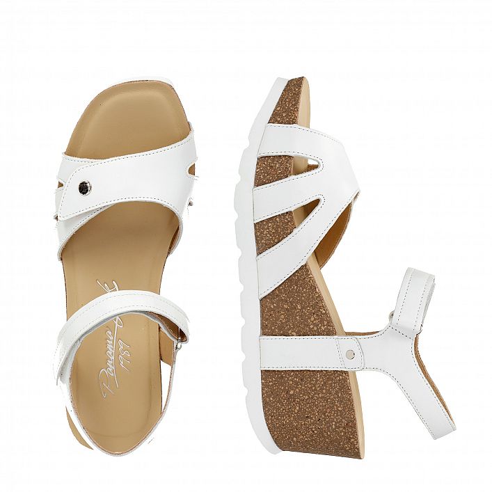 Romy White Napa, Wedge sandals with Leather lining.