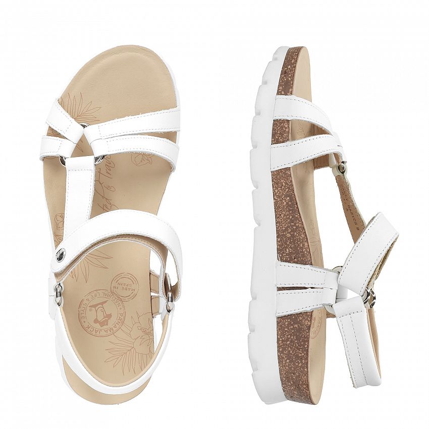 Sally Basics White Napa, Flat woman's sandals with Leather lining.