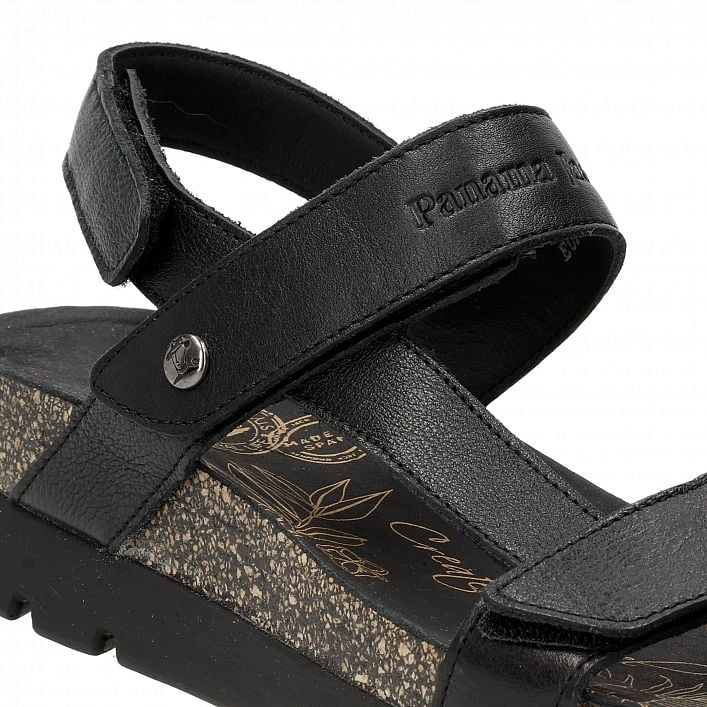 Selma Black Napa, Flat woman's sandals with Flexible and durable Polyurethane sole.