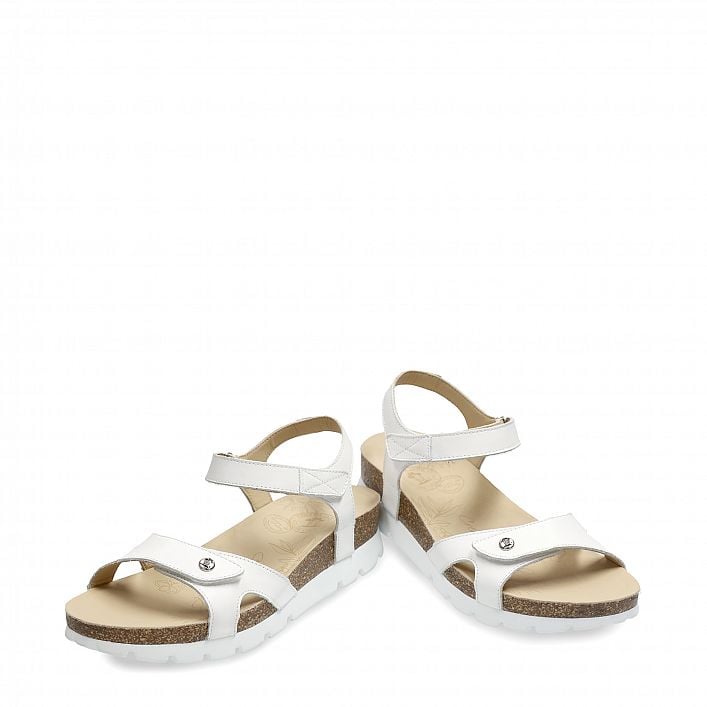 Sulia Basics White Napa, Flat woman's sandals  White Napa Leather.