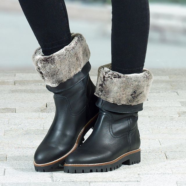 Ladies boots: buy in the official Panama Jack online store.