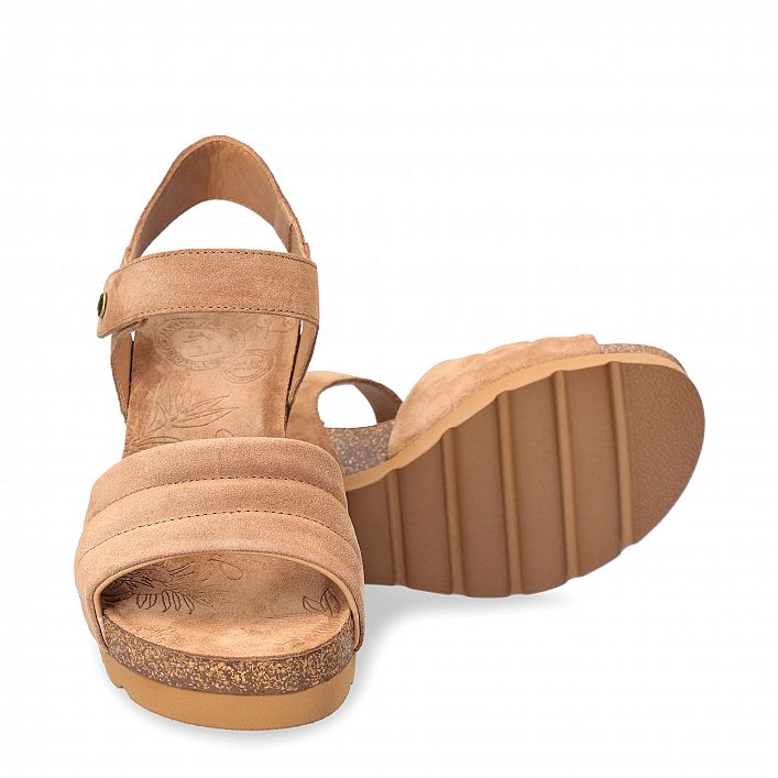 Valley Cuero Velour, Wedge sandals  Natural suede.