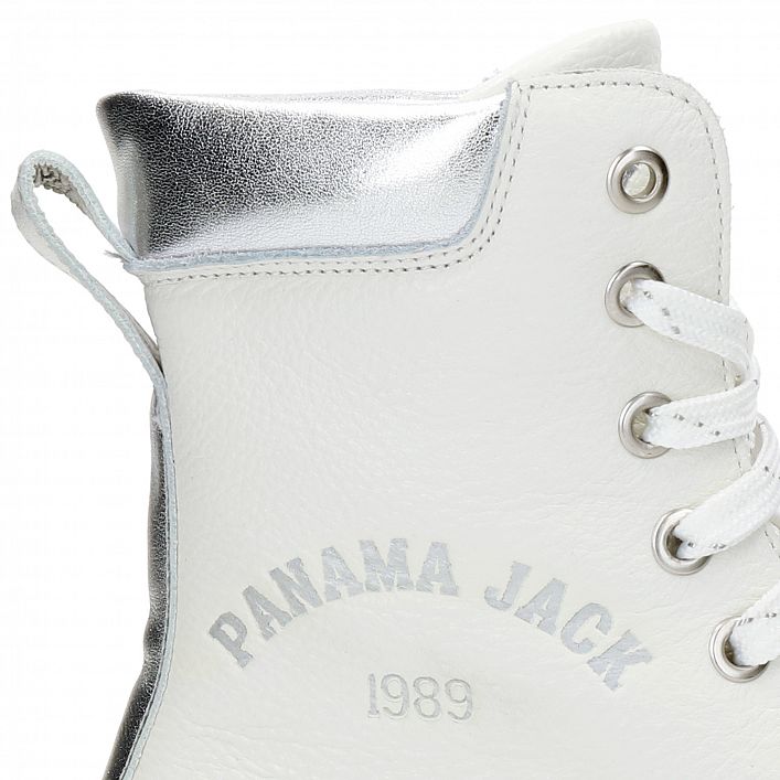 Yuca White Napa, Flat women's Boot with Leather lining.